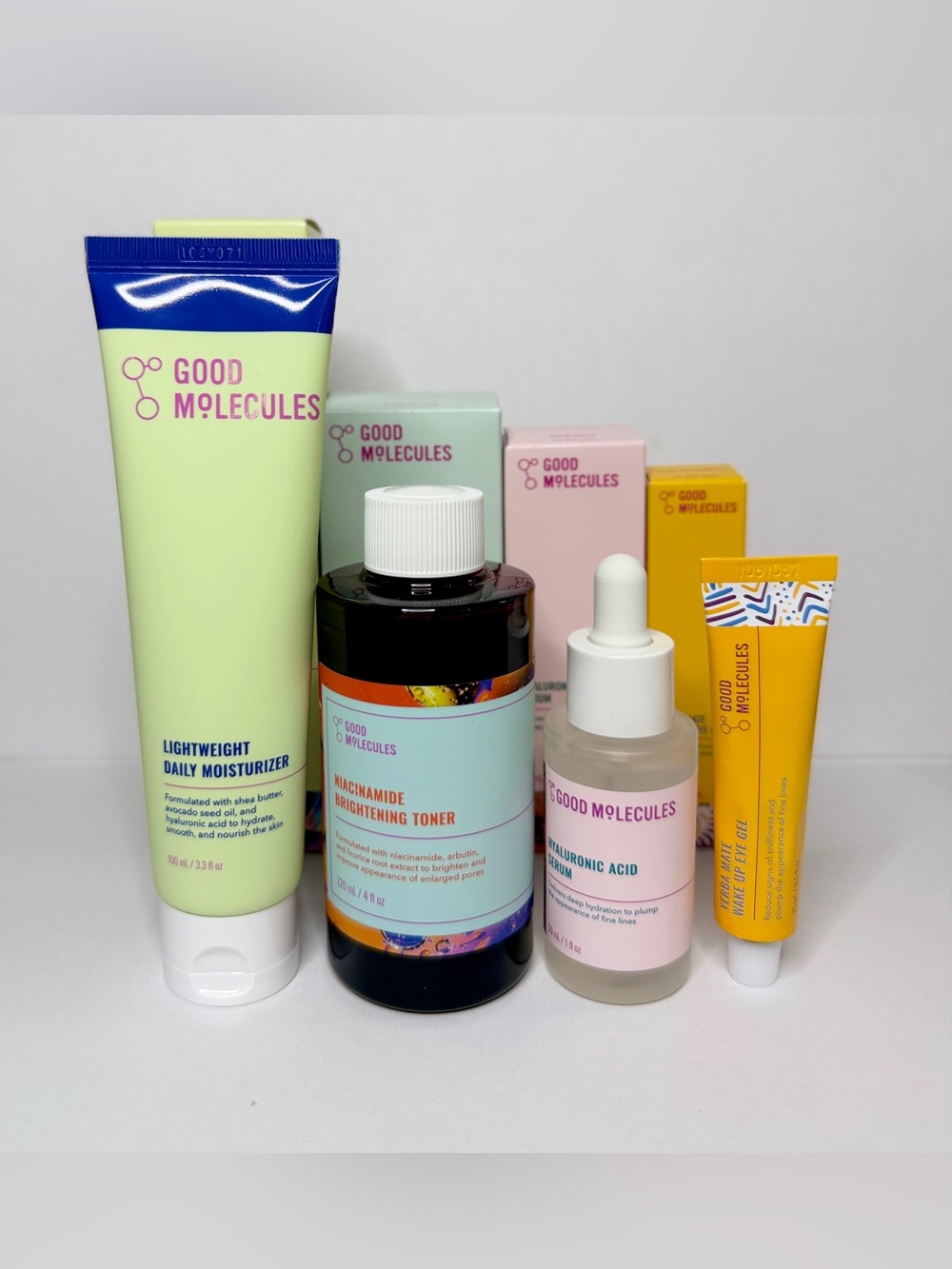 Good Molecules Skincare Bundle | Niacinamide Toner, Hyaluronic Acid Serum, Moist